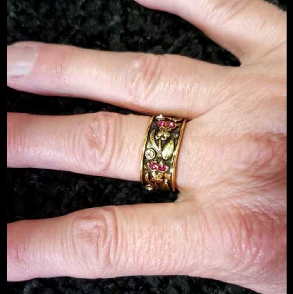 Flower Ring Gold Sz 8 - Picture 5 of 6